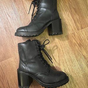 thursday boot company rebel - size 7